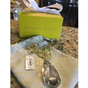 Kendra Scott Necklace